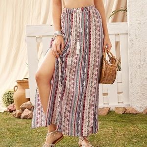 Tie waist maxi Skirt